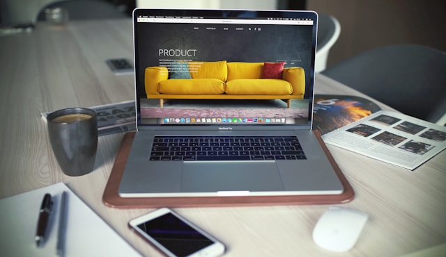 Ecommerce growth illustration
